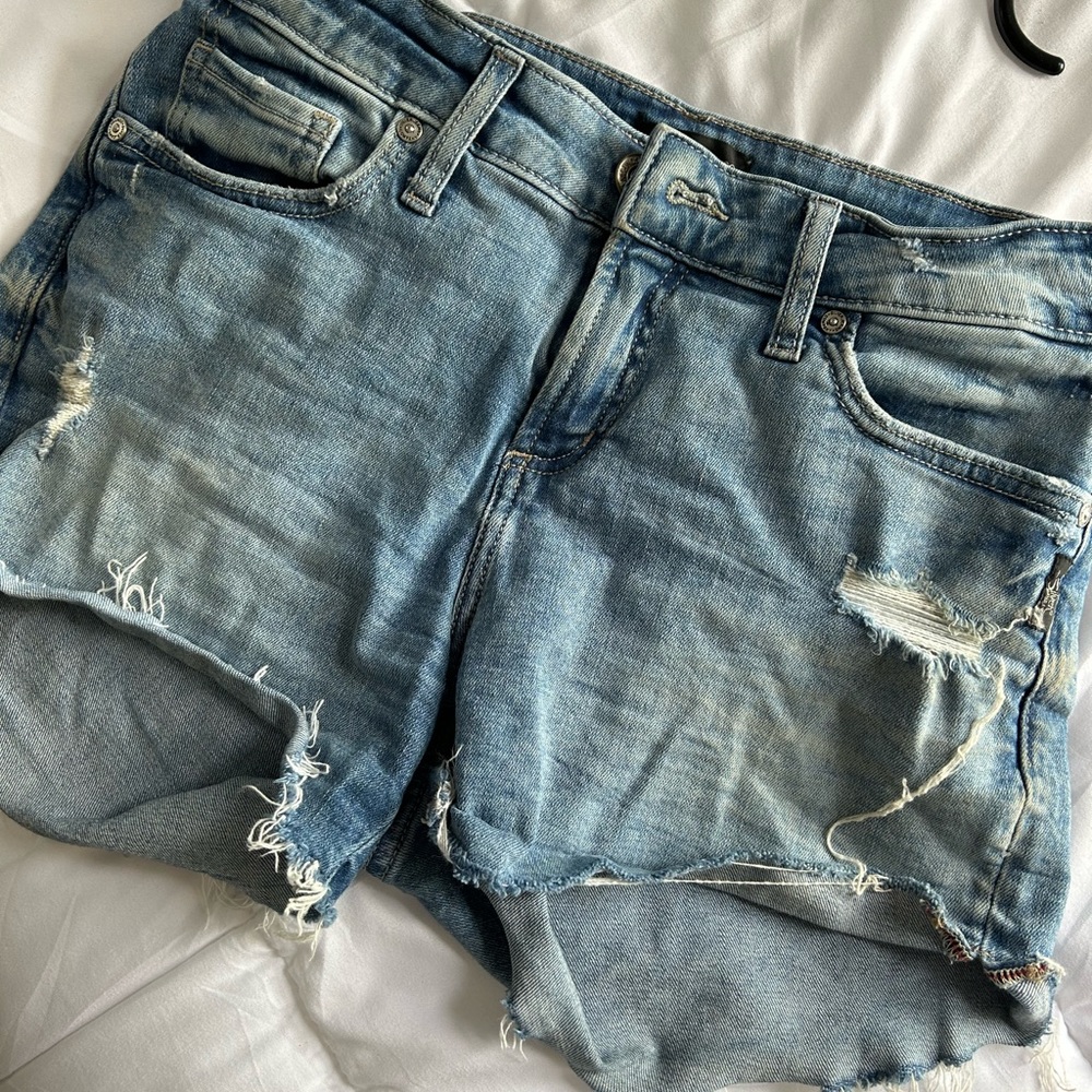 Silver jeans co shorts